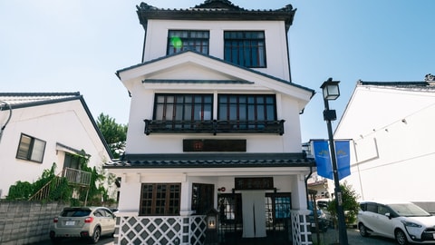 Primary image