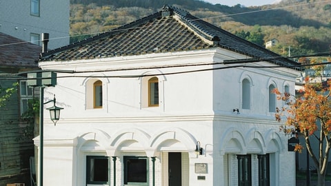Primary image