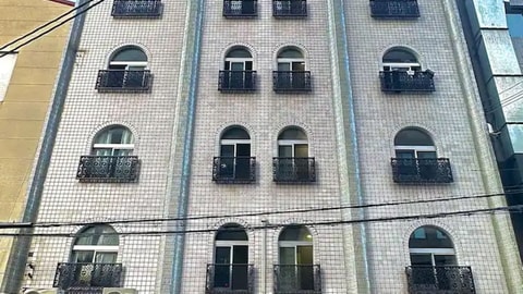 Primary image