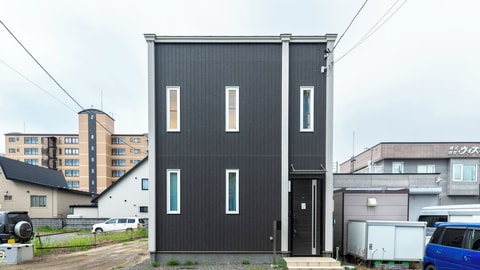 Primary image