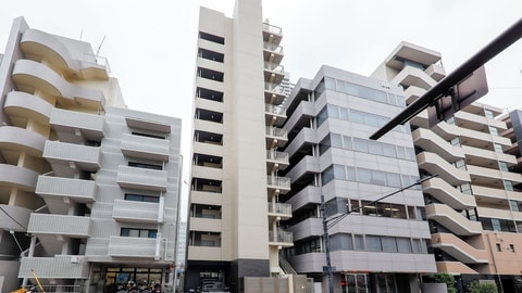 Primary image
