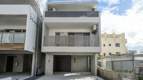 Primary image