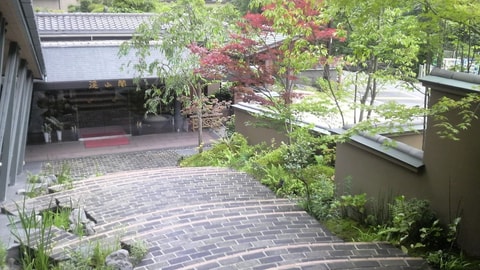Primary image