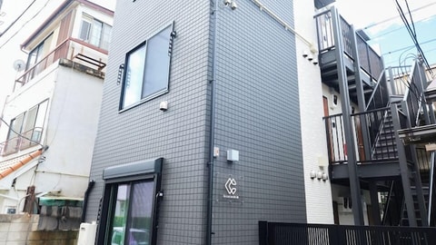 Primary image