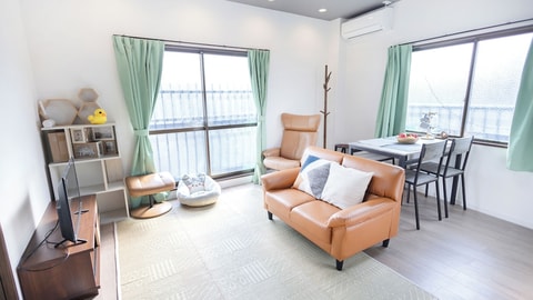 Primary image