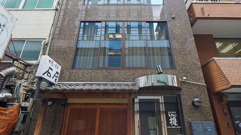 Primary image