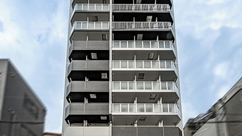 Primary image