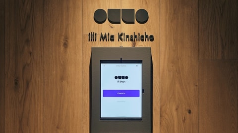 Check-in/check-out kiosk