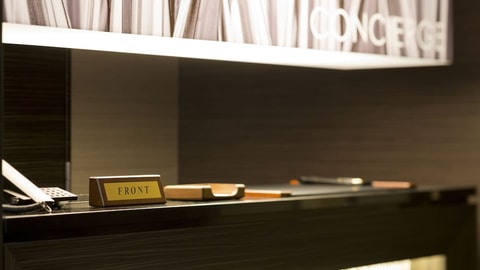 Check-in/check-out kiosk