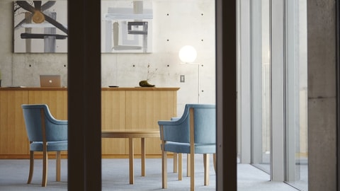 Concierge desk
