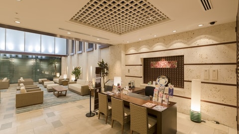 Concierge desk