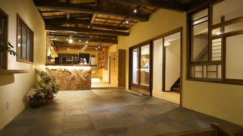 Primary image