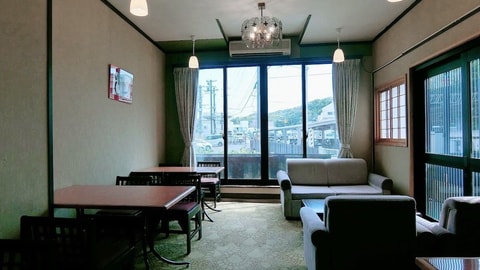 Primary image