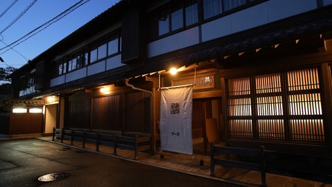 Primary image