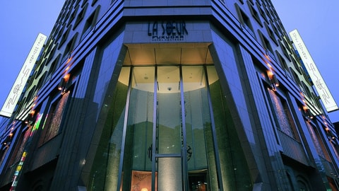 Primary image