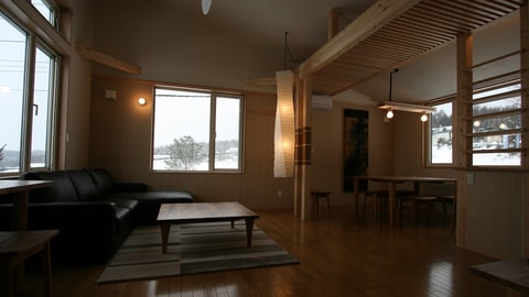 Primary image