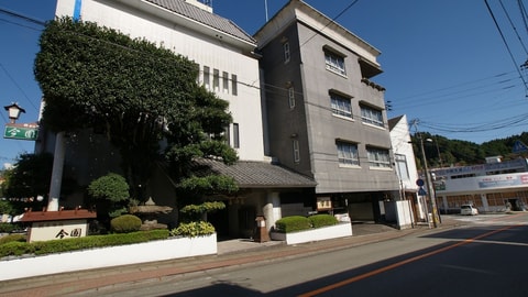 Primary image