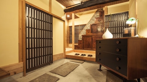 Primary image