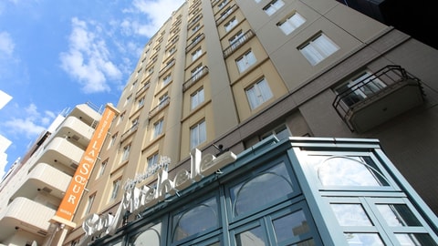 Primary image