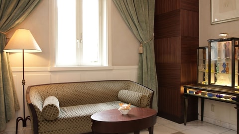 Lobby sitting area