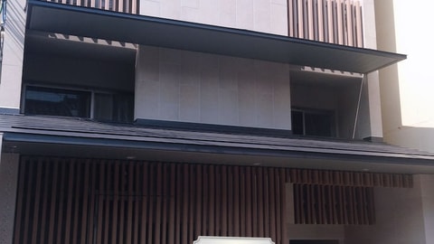 Primary image