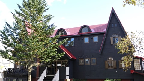 Primary image