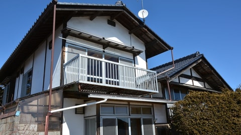 Primary image