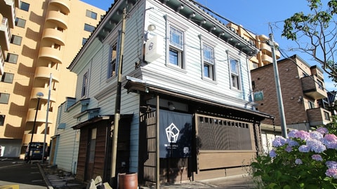 Primary image