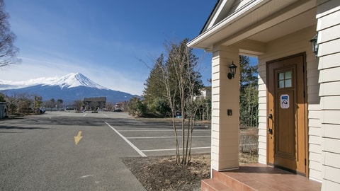 Primary image