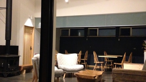 Lobby lounge