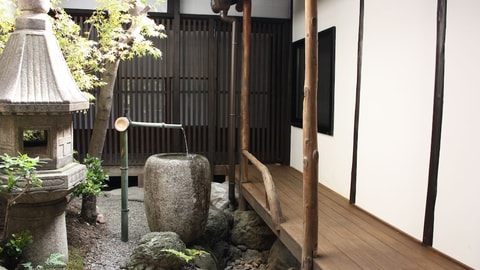Primary image