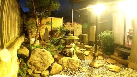 Primary image
