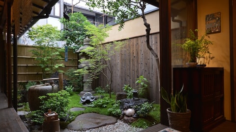 Primary image