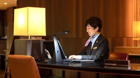 Concierge desk