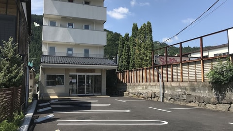 Primary image