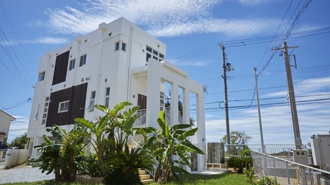 Primary image