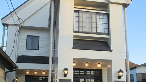 Primary image