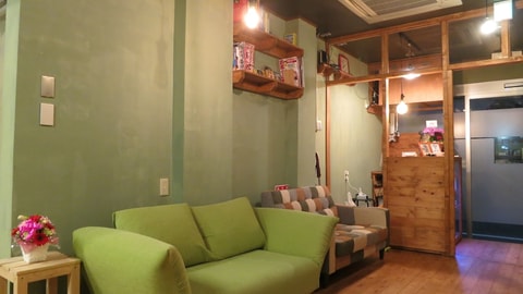 Primary image