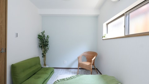 Primary image