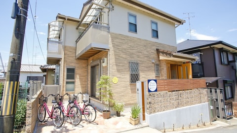 Primary image