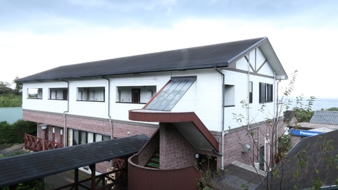 Primary image