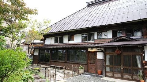 Primary image