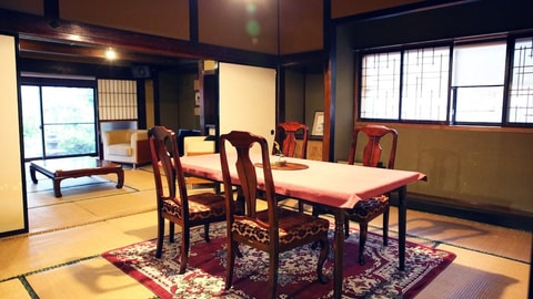 In-room dining