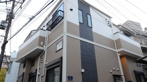 Primary image
