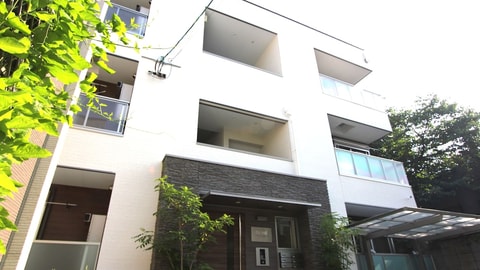 Primary image
