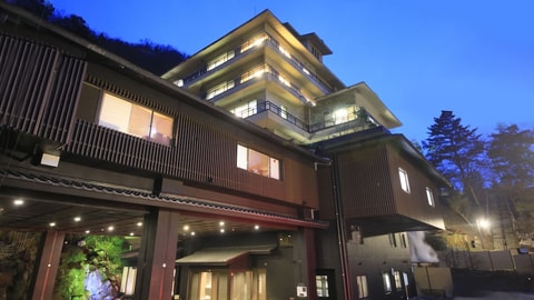 Primary image
