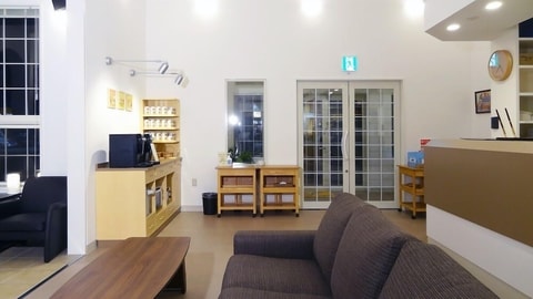 Lobby sitting area