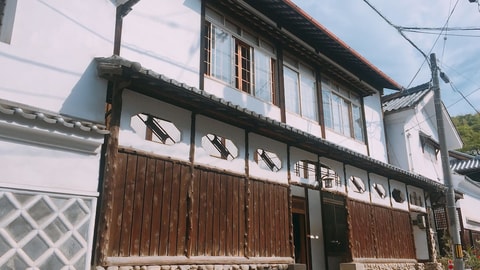 Primary image