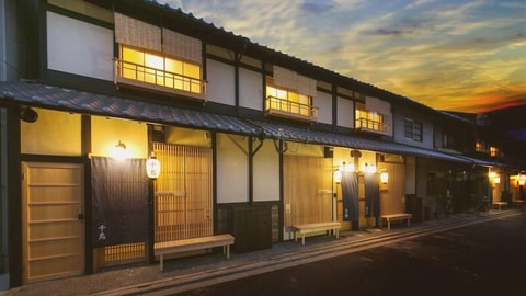 Primary image