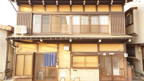 Primary image